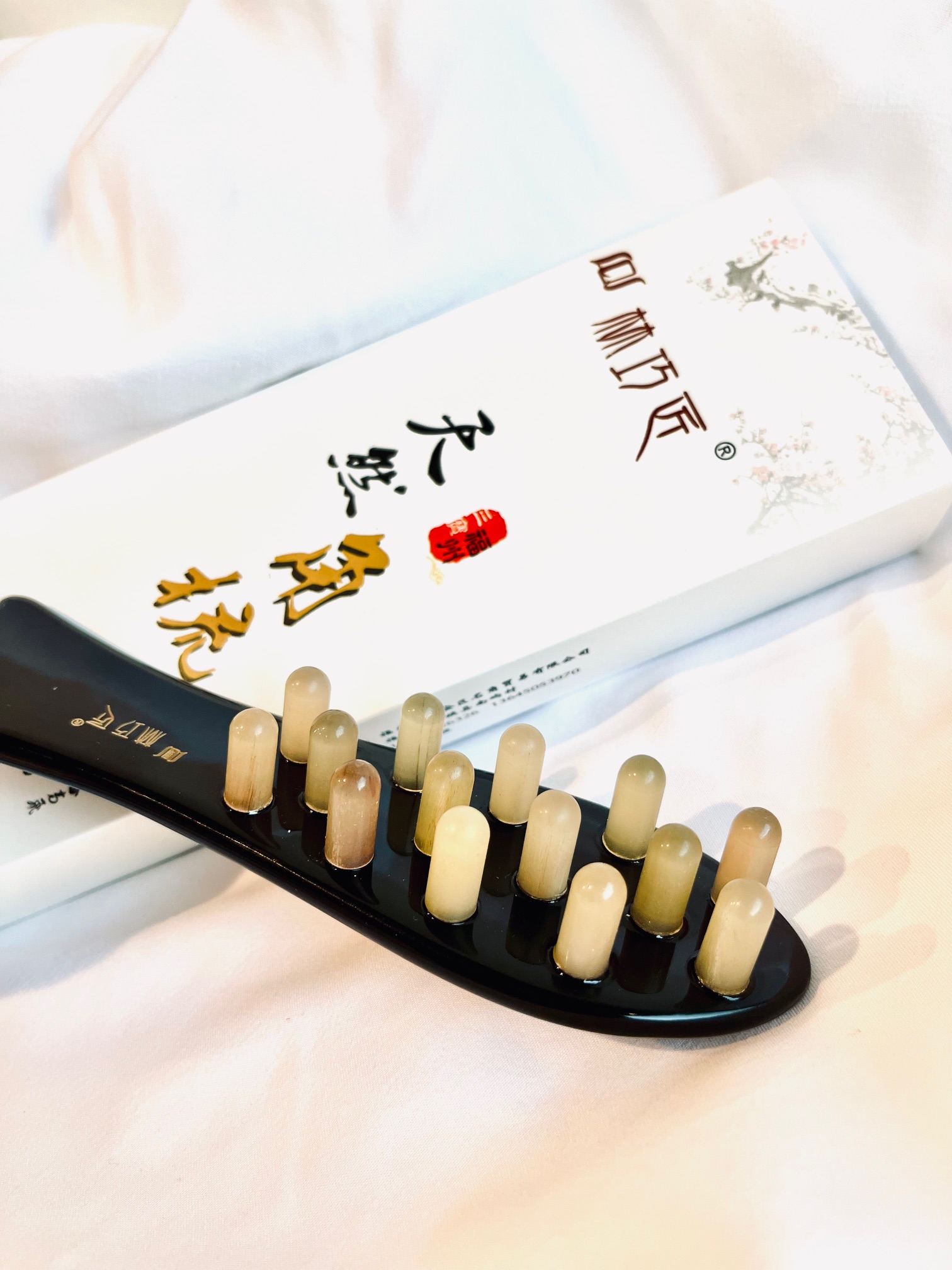 Scalp Gua Sha Comb